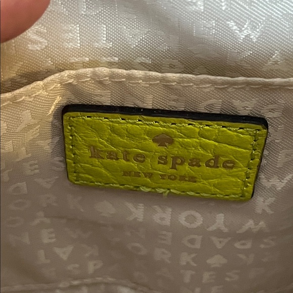 ***1pm Start*** Kate Spade Neon Green Floral Laser Cut Crossbody Bag - Picture 5 of 6